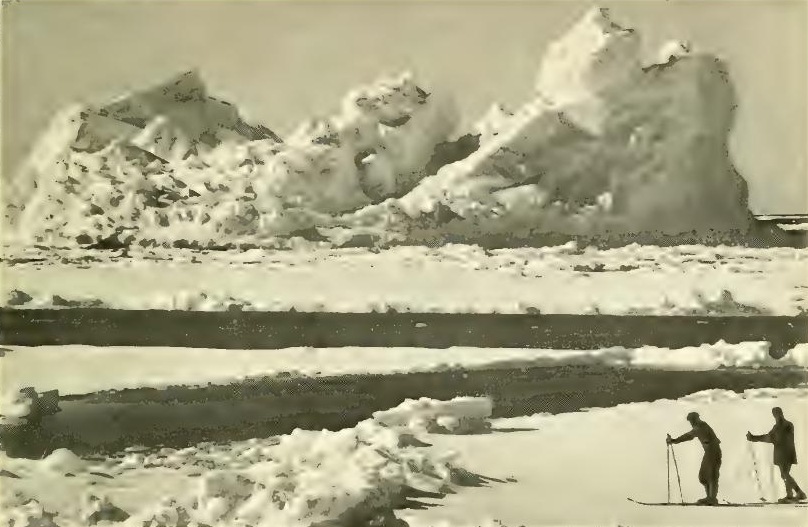 Berg in pack. Debenham and Taylor in the ice. Dec. 20 th 1910